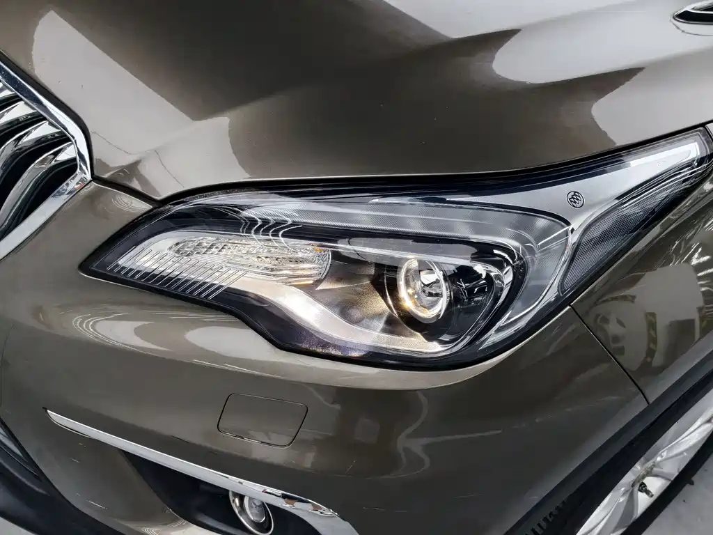 Buick Envision Plus 2016 — фото 17