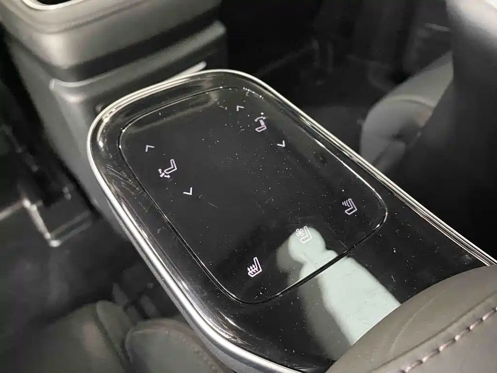 GAC Trumpchi M8 2025 — фото 17