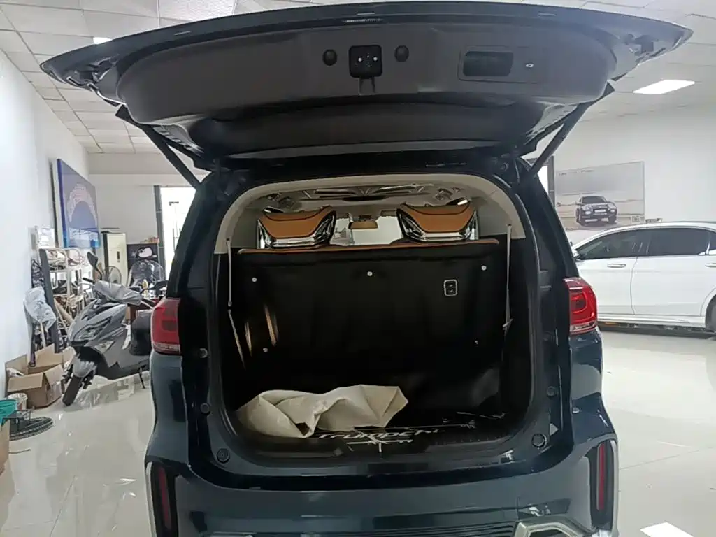GAC Trumpchi M8 2026 — фото 19
