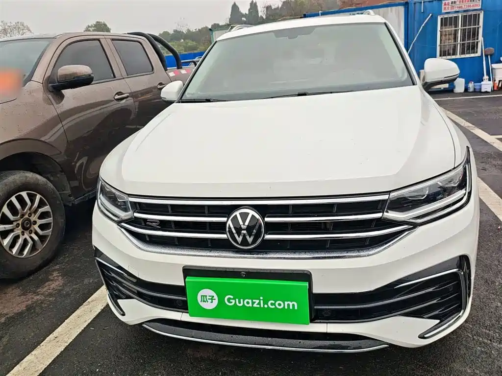 Volkswagen Tiguan L 2022 — фото 3