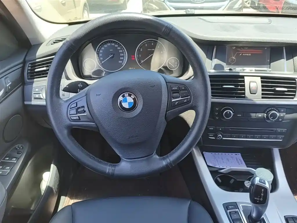 BMW X3 2016 — фото 11