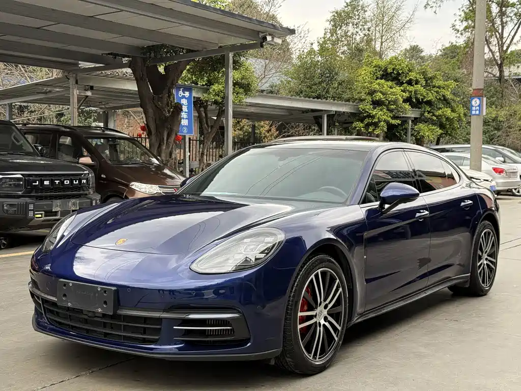 Porsche Panamera 2020 — фото 1