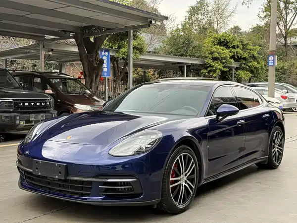 Porsche Panamera 2020
