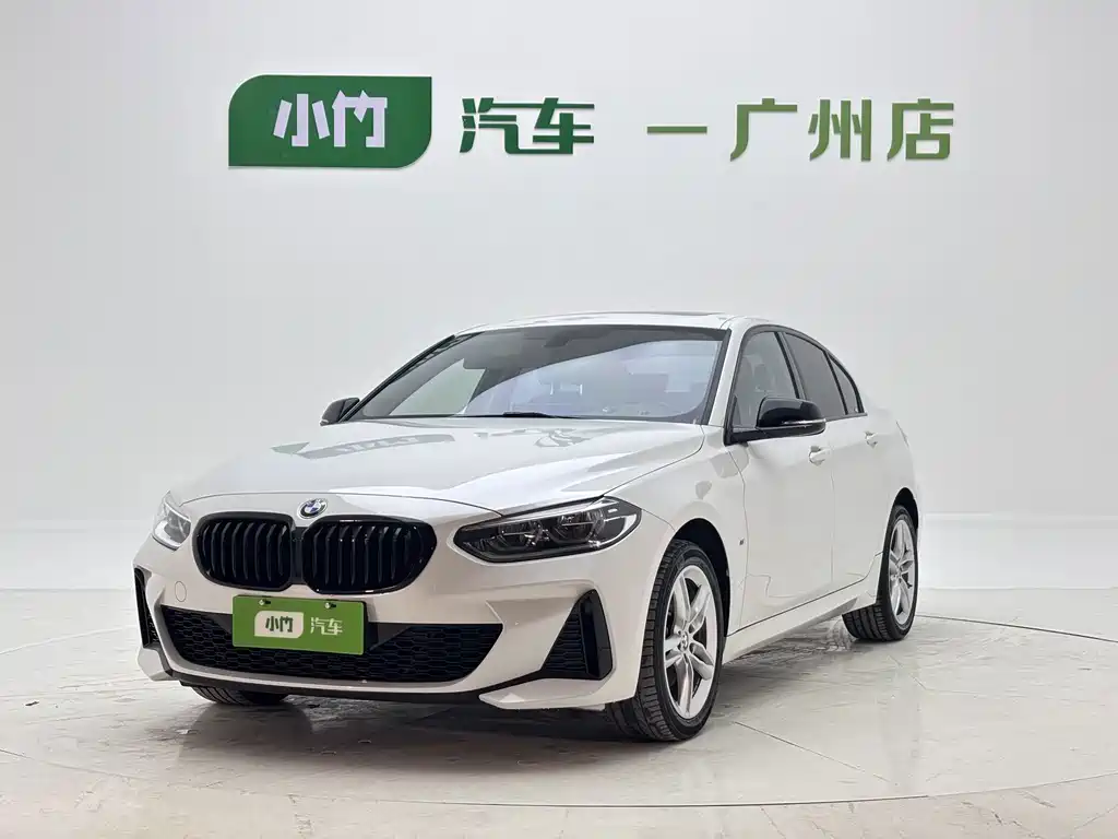 BMW 1 Series 2023 — фото 1