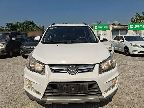 BAIC Huansu S3 2015