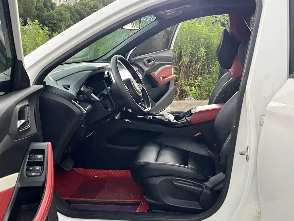MG 5 2022