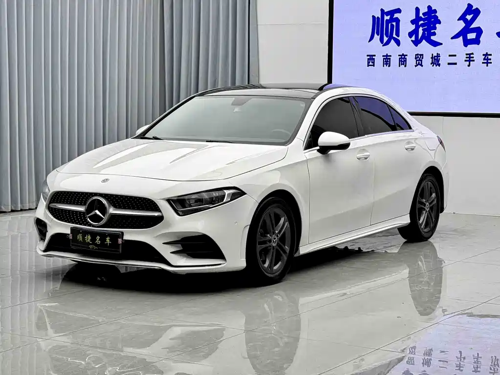 Mercedes-Benz A-Class 2019 — фото 6