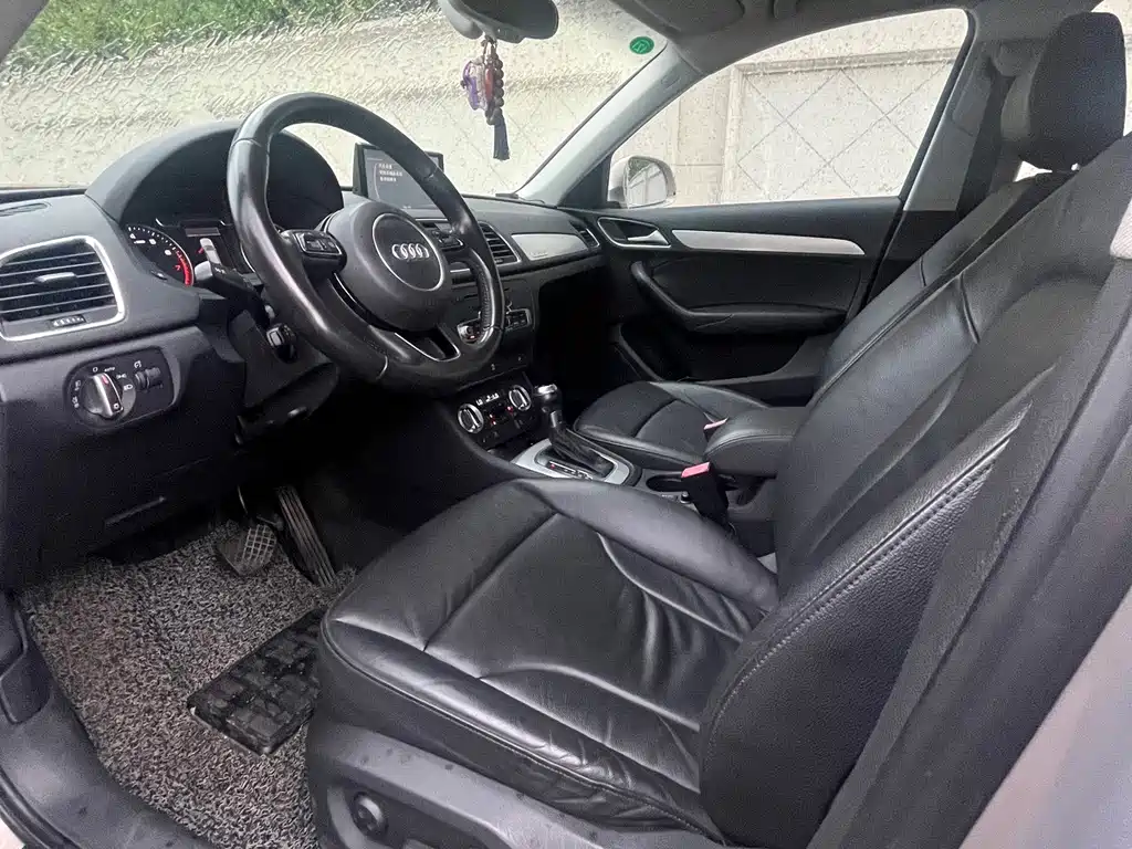 Audi Q3 2013