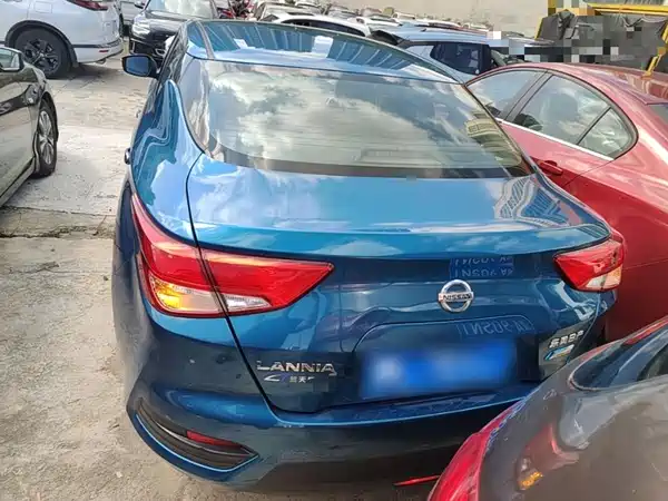 Nissan Bluebird 2016