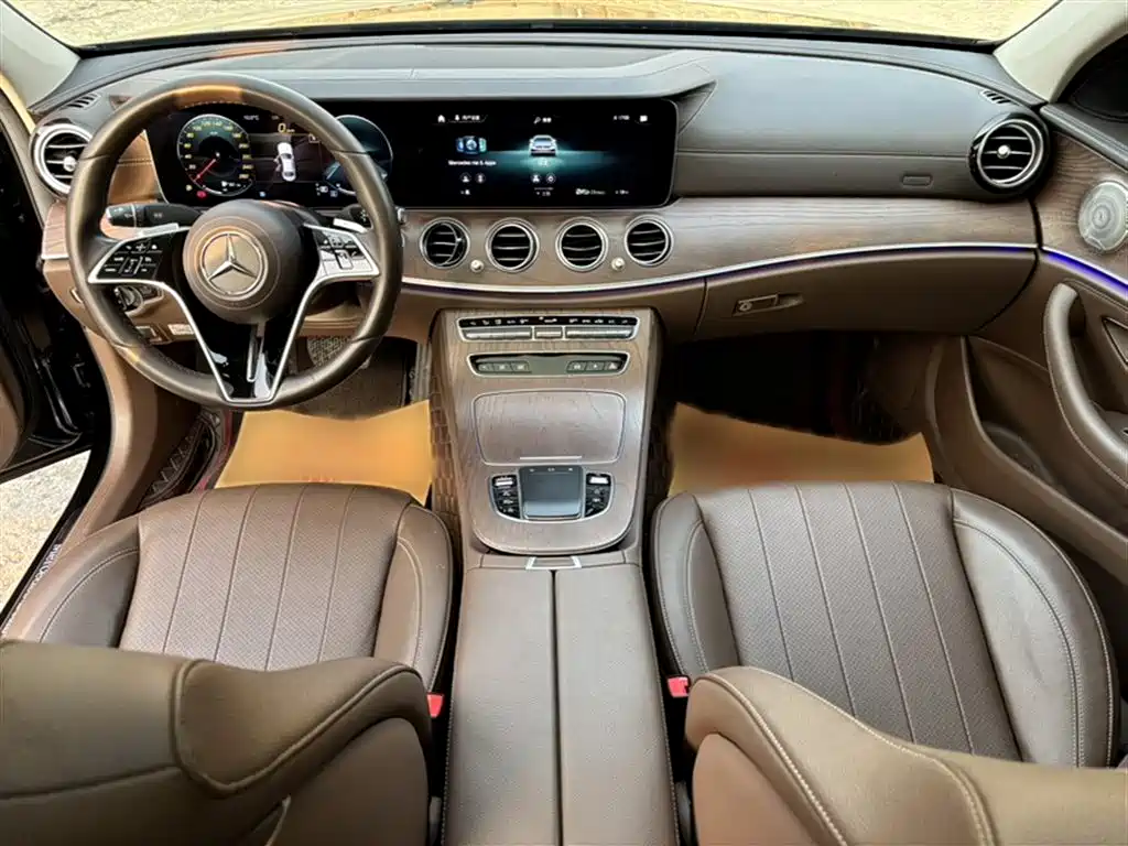 Mercedes-Benz E-Class 2022 — фото 22