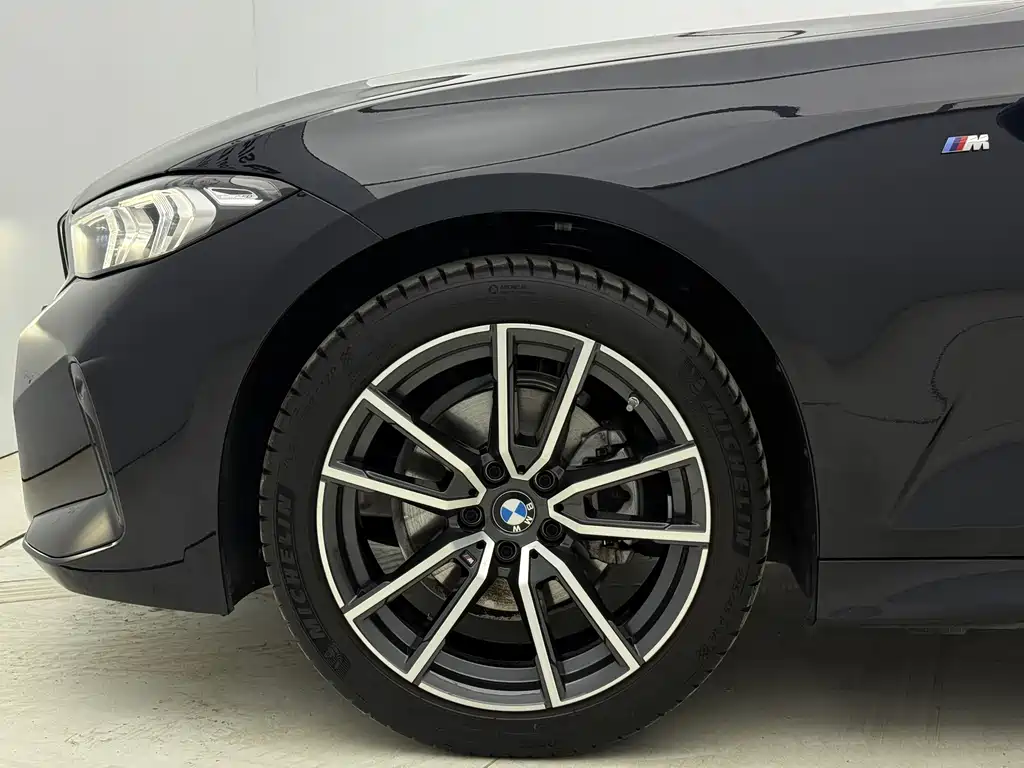 BMW 3 Series 2023 — фото 19