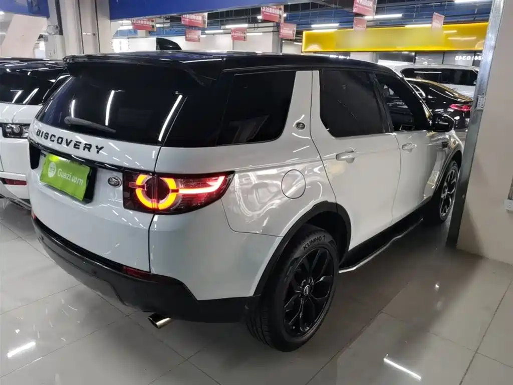 Land Rover Discovery Sport 2017 — фото 7