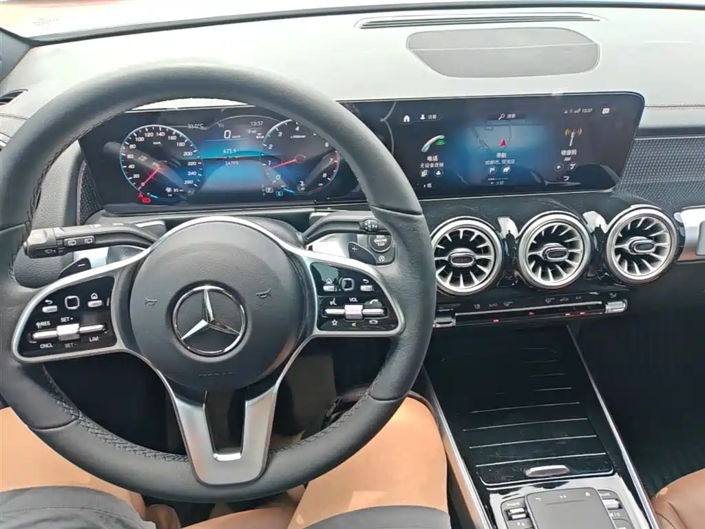 Mercedes-Benz GLB 2023 — фото 10