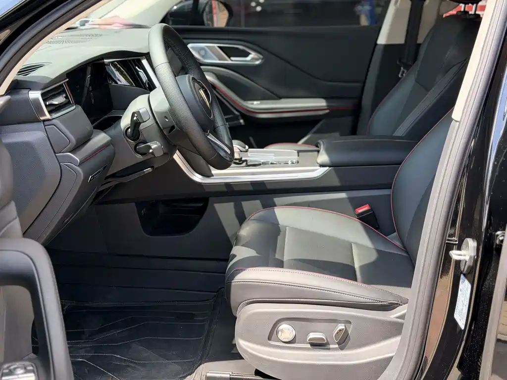 Hongqi HS7 PHEV 2025 — фото 18