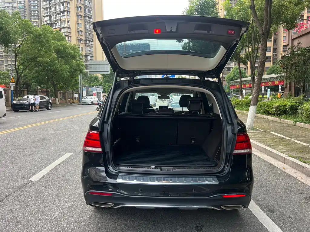 Mercedes-Benz GLE 2018 — фото 9