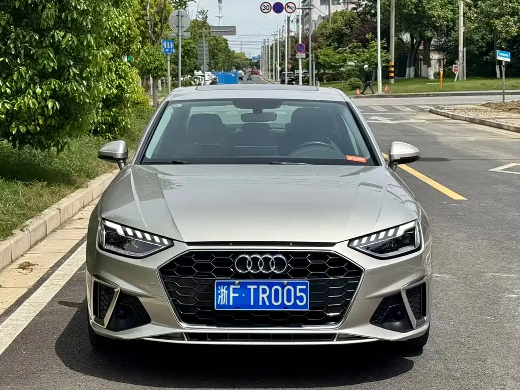 Audi A4L 2020 — фото 2