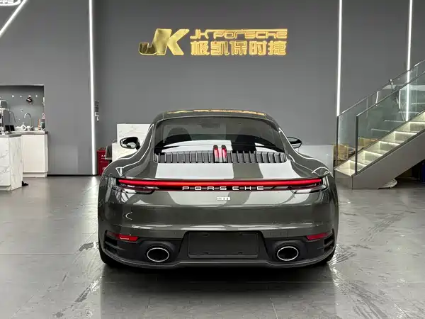 Porsche 911 2022