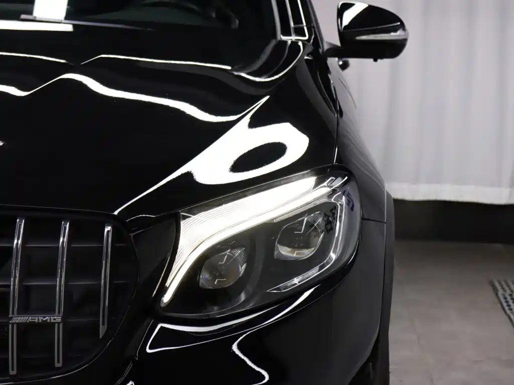 Mercedes-Benz GLC Coupe AMG 2019 — фото 16