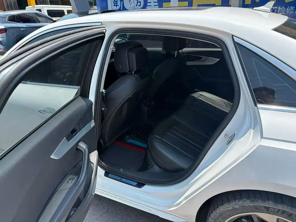 Audi A4L 2022
