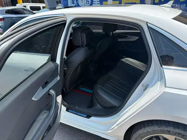 Audi A4L 2022