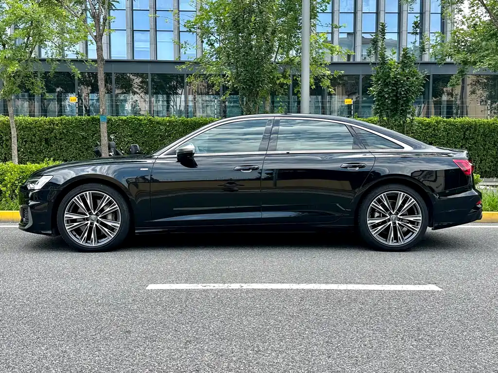Audi A6L 2020
