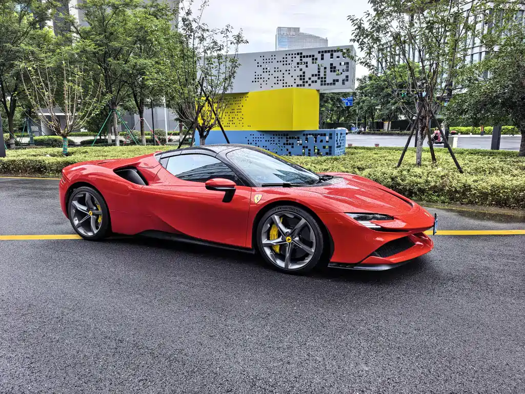 Ferrari SF90 2023