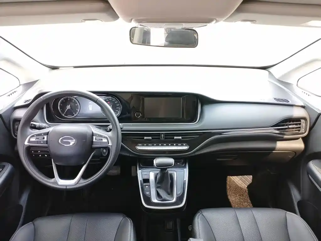 GAC Trumpchi M6 2022 — фото 24