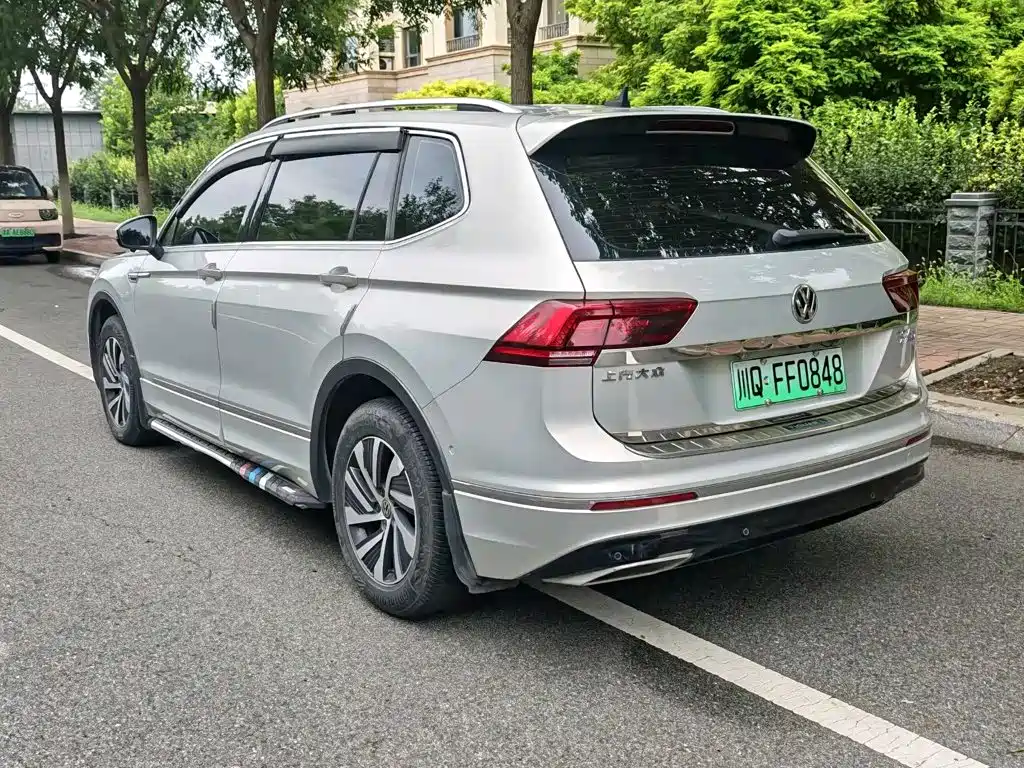 Volkswagen Tiguan L Plug-In Hybrid 2020 — фото 6