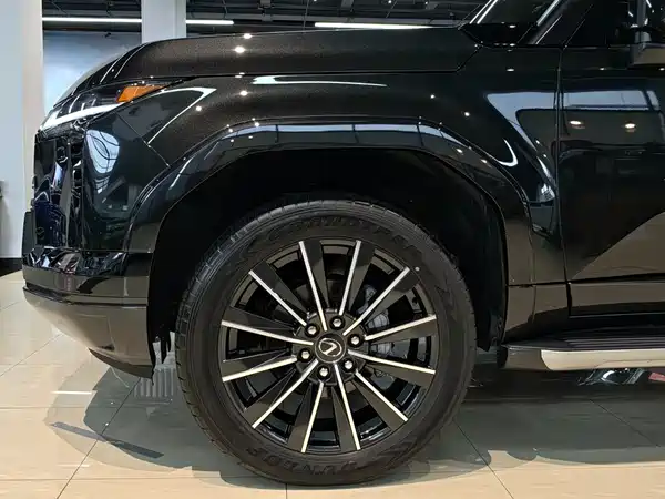 Lexus GX 2025