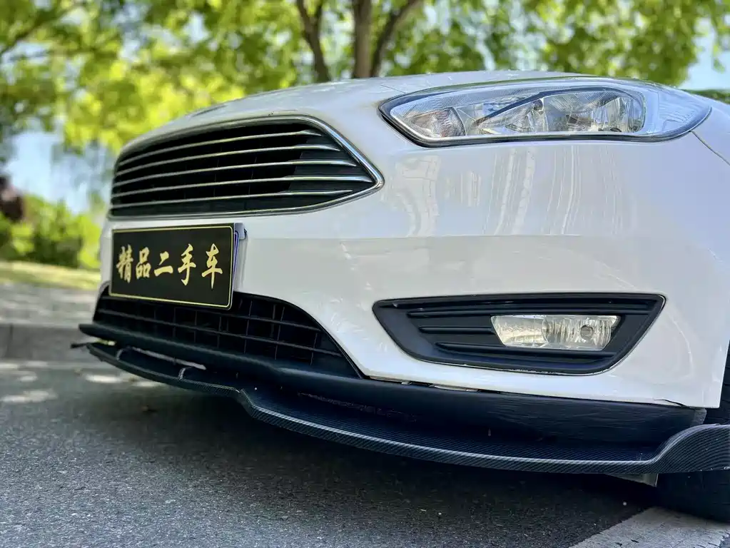 Ford Focus 2017 — фото 10
