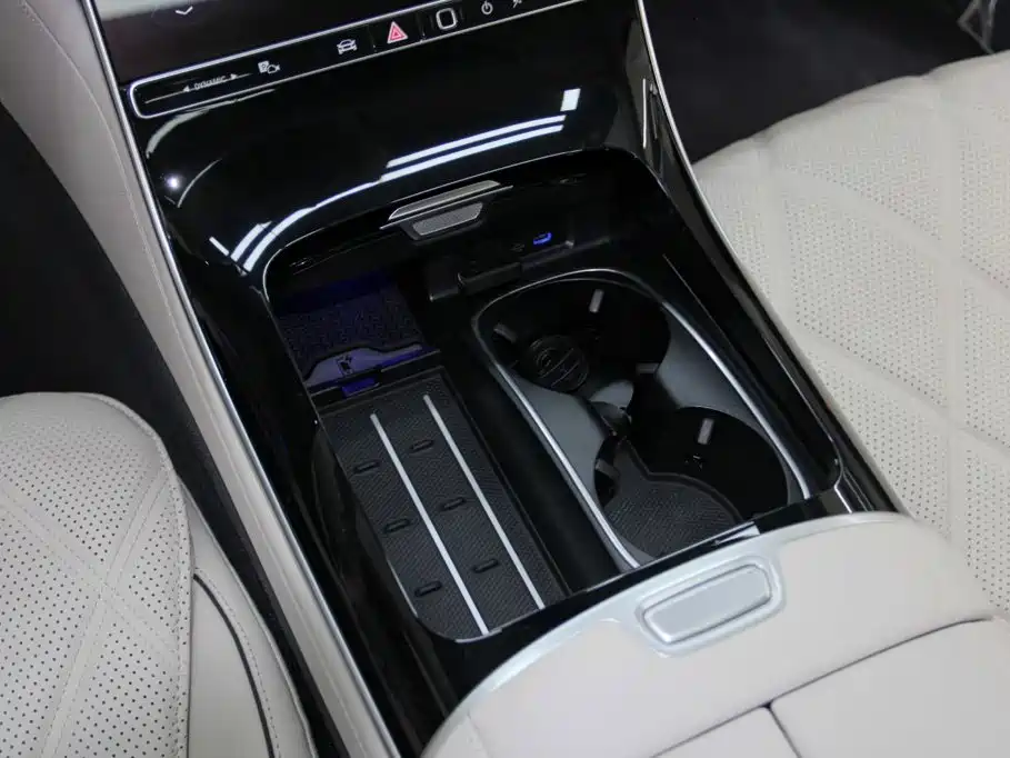 Mercedes-Benz Maybach S-Class 2025 — фото 27