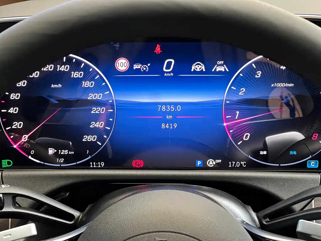 Mercedes-Benz E-Class 2025 — фото 12