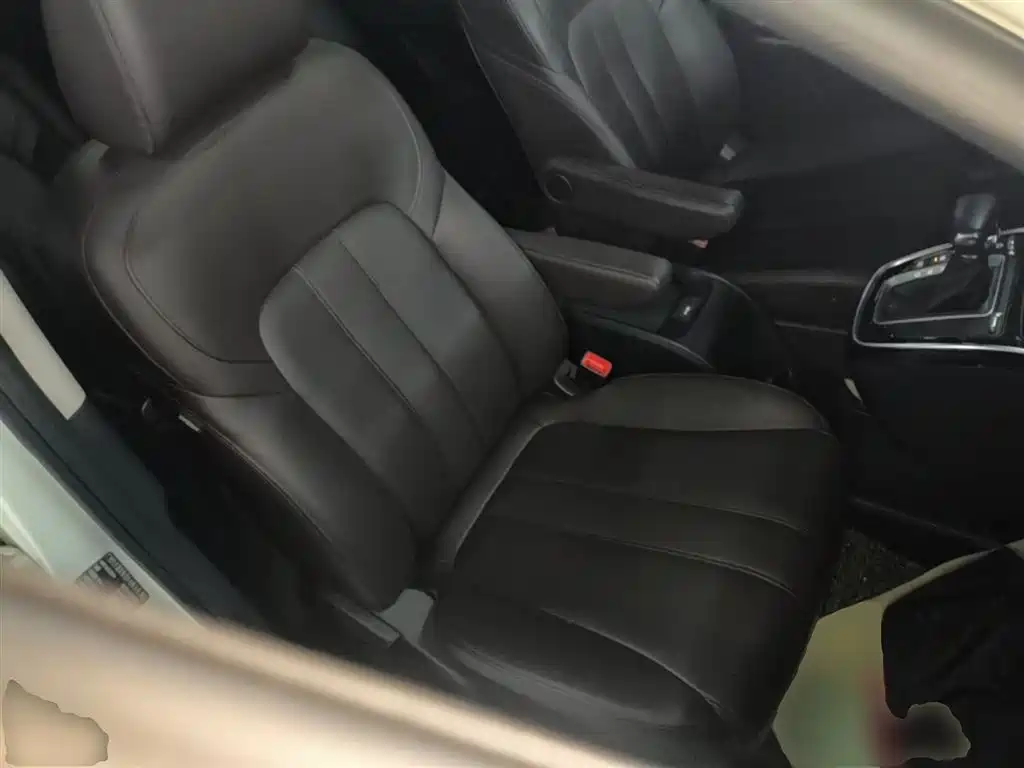 GAC Motor Trumpchi M6 2019 — фото 25