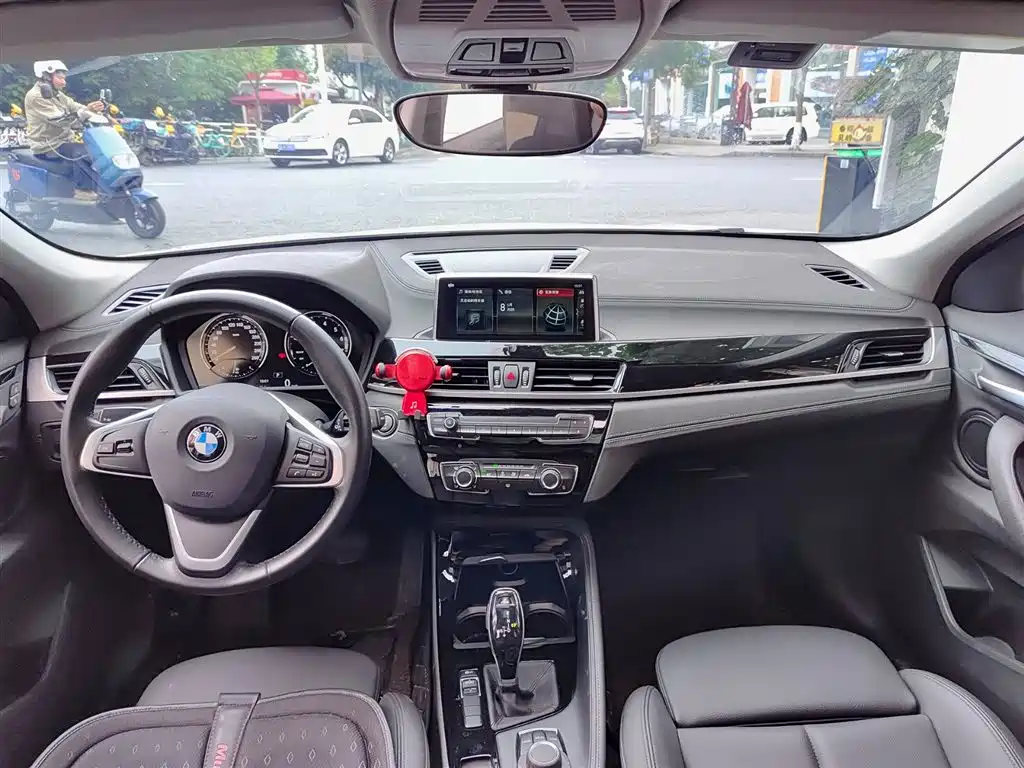 BMW X2 2020 — фото 10