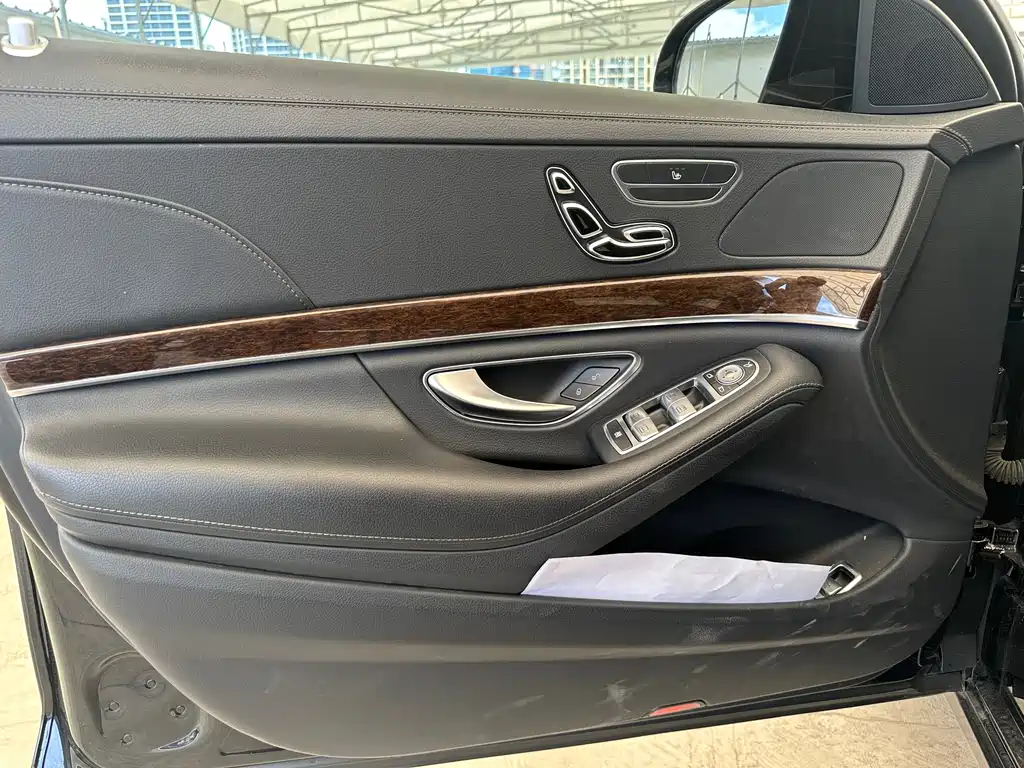 Mercedes-Benz S-Class 2016 — фото 24