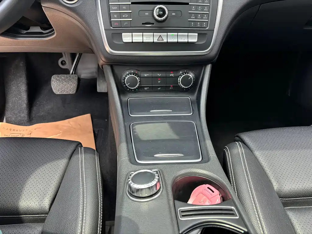 Mercedes-Benz GLA 2018 — фото 17