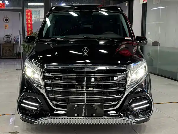 Mercedes-Benz Vito 2023