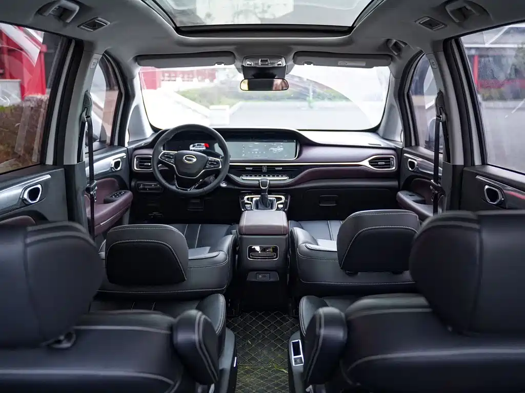GAC Motor Trumpchi M6 2024 — фото 10