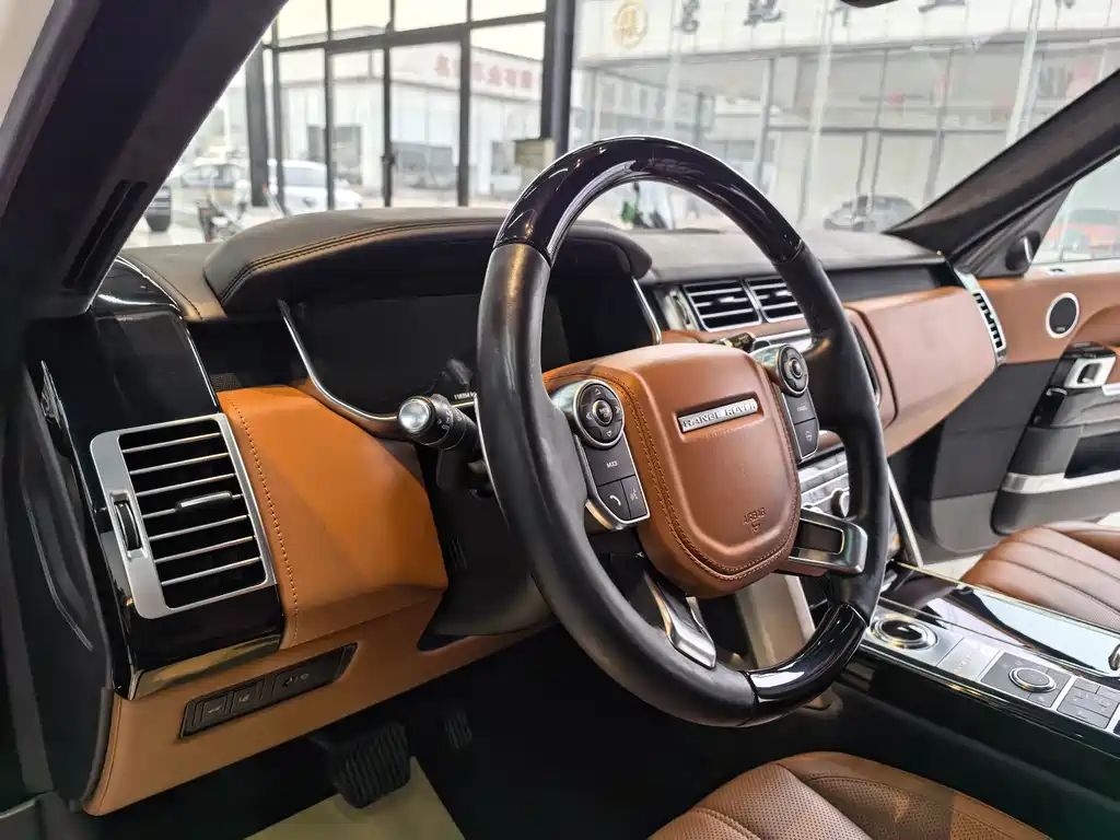 Land Rover Range Rover 2019 — фото 12