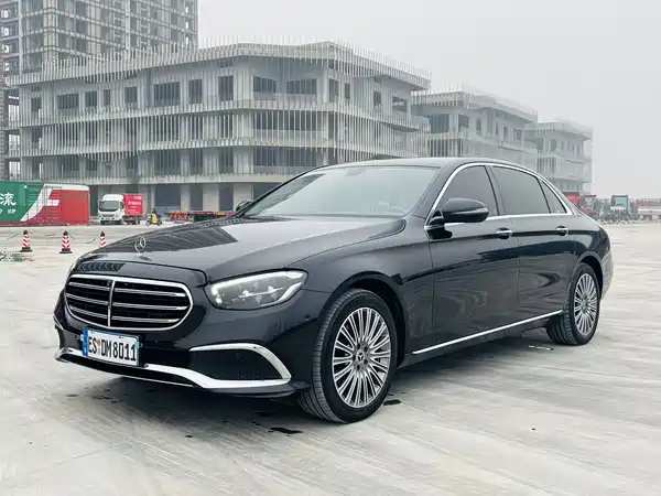 Mercedes-Benz E-Class 2023