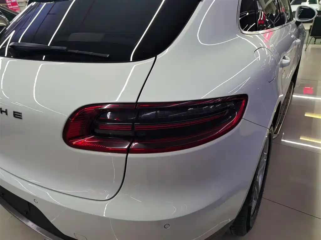 Porsche Macan 2017 — фото 8