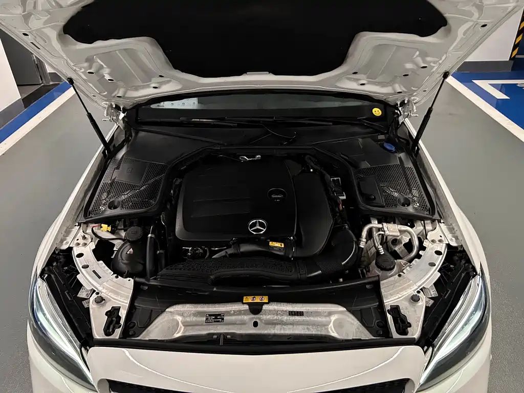 Mercedes-Benz C-Class 2021 — фото 17