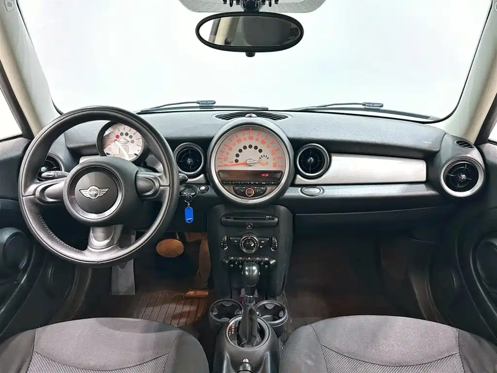 MINI Clubman 2014 — фото 13
