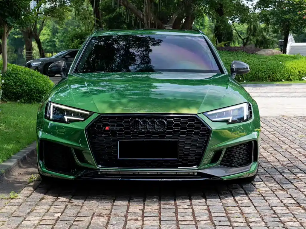 Audi RS 4 2019 — фото 2