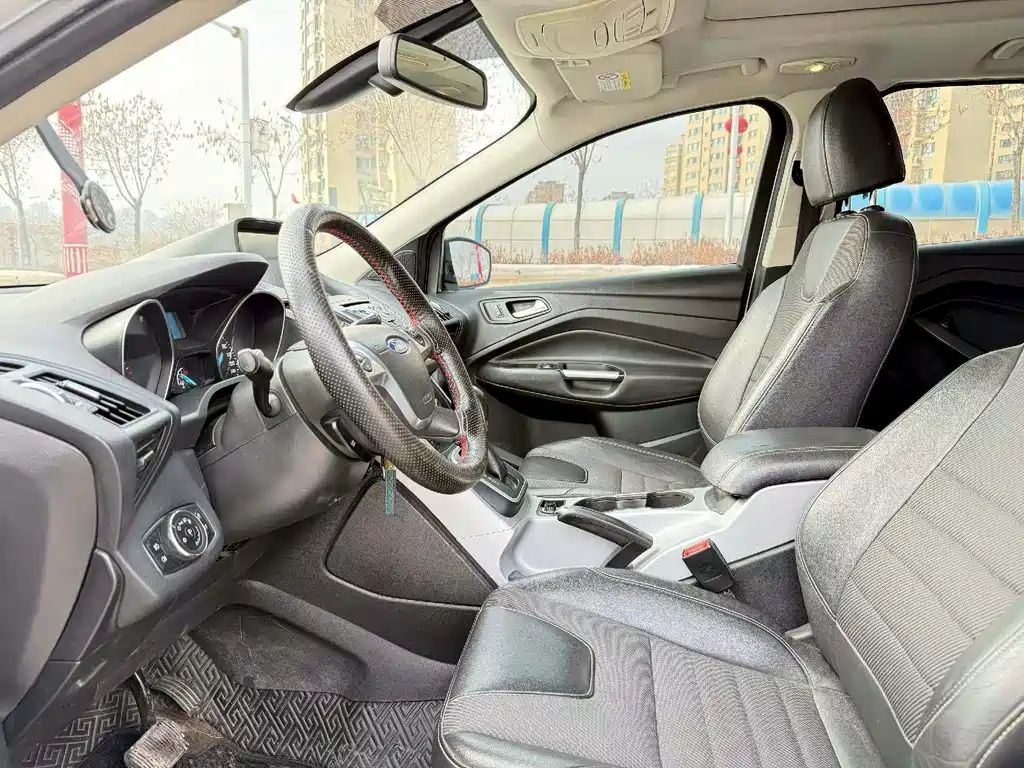 Ford Kuga 2015 — фото 4