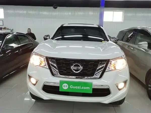 Nissan Terra 2020