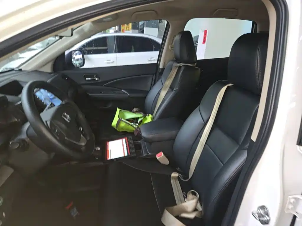 Honda CR-V 2015 — фото 15