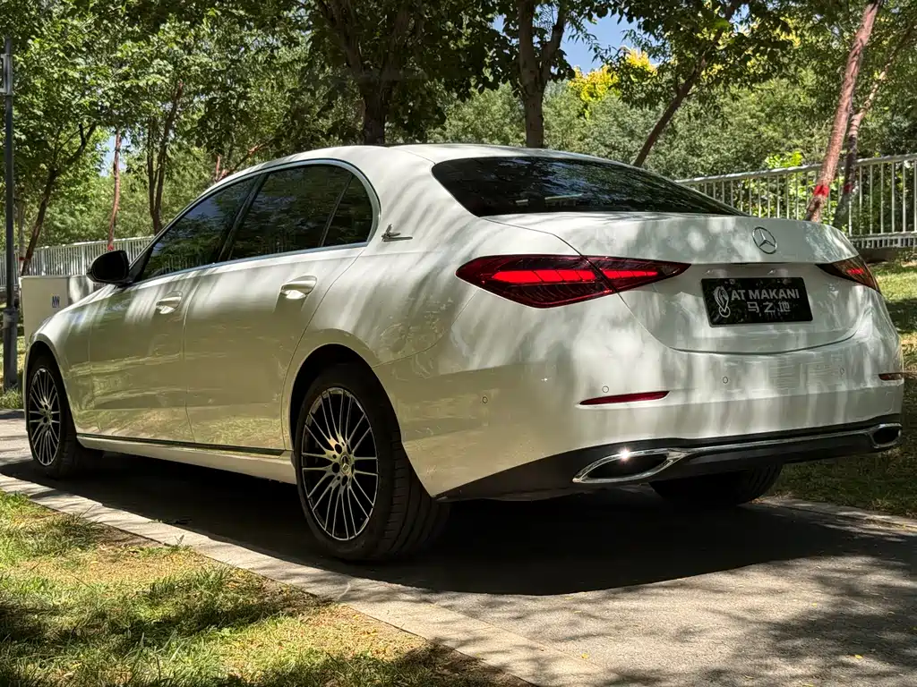 Mercedes-Benz C-Class 2023