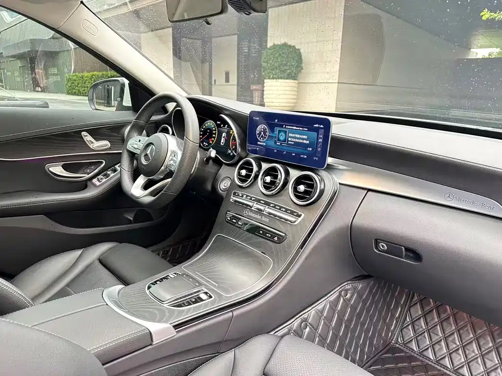 Mercedes-Benz C-Class 2021 — фото 13