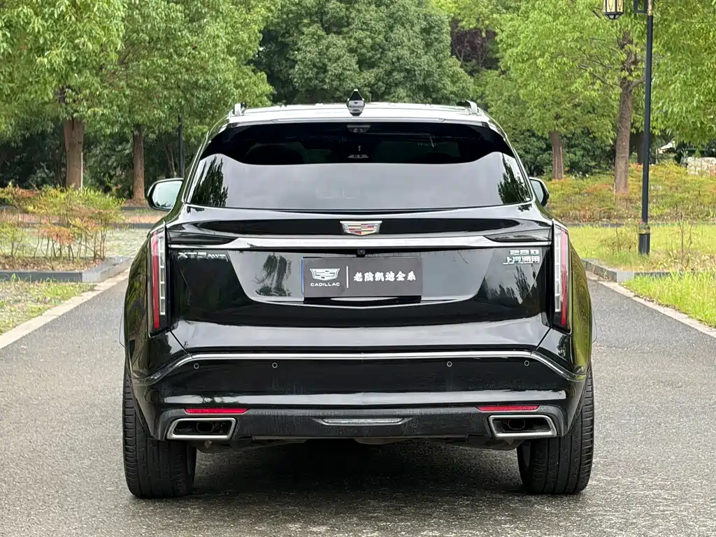 Cadillac XT5 2024 — фото 8